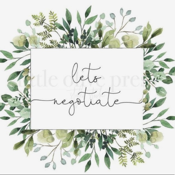 Like this post to be notified of my shows 😺 - Picture 4 of 11